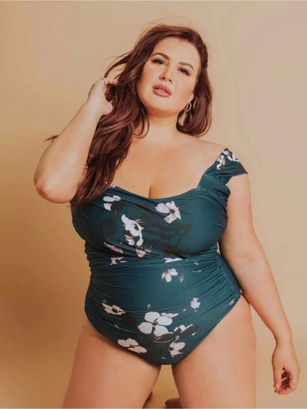 Albion Women's Victoria Off Shoulder One Piece Swimsuit in Green Floral Size XXL